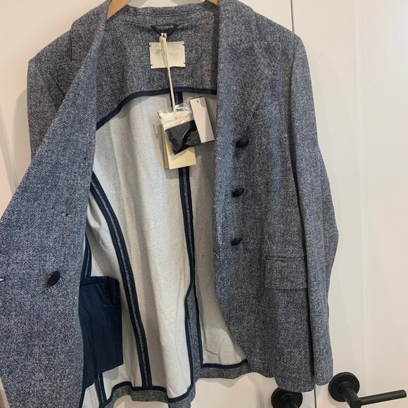 Cutaway Double Breasted Piquet Blazer - Picture 6 of 16